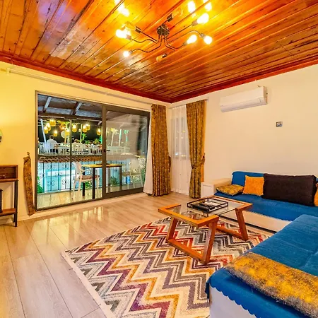 Ahiska Kalkan * Kaş